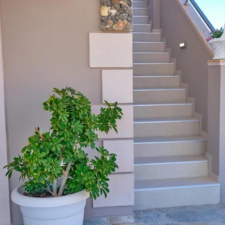 Daire Elena Luxury Agios Stefanos *