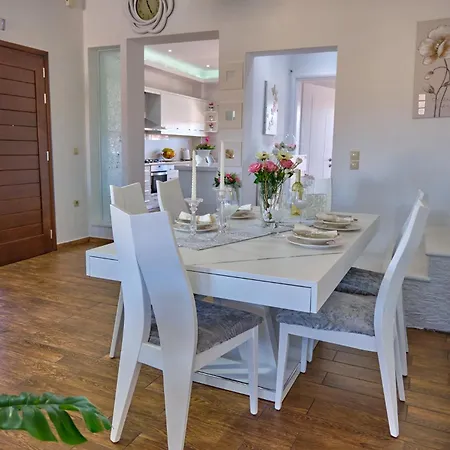 Apartmán Elena Luxury Agios Stefanos *