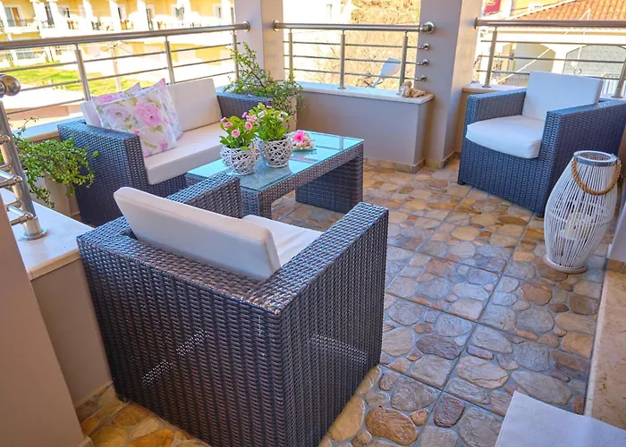 Elena Luxury Agios Stefanos Апартаменты