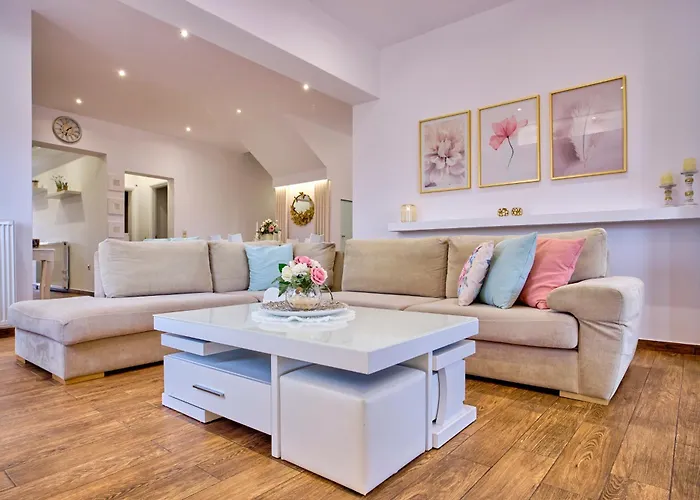 Elena Luxury Agios Stefanos Appartamento